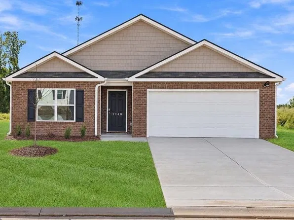 1940 Gracie Dr, Woodruff, SC 29388