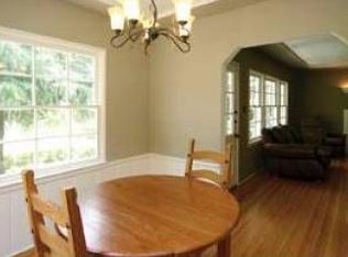 987 Alta Vista Dr, Altadena, CA 91001