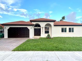 10033 SW 159th Ave, Miami, FL 33196