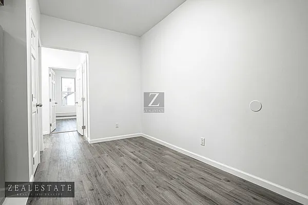 Rented by ZealEstate Group Inc | media 1