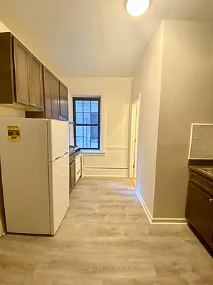 Rented by CMV Realty Inc. | media 10