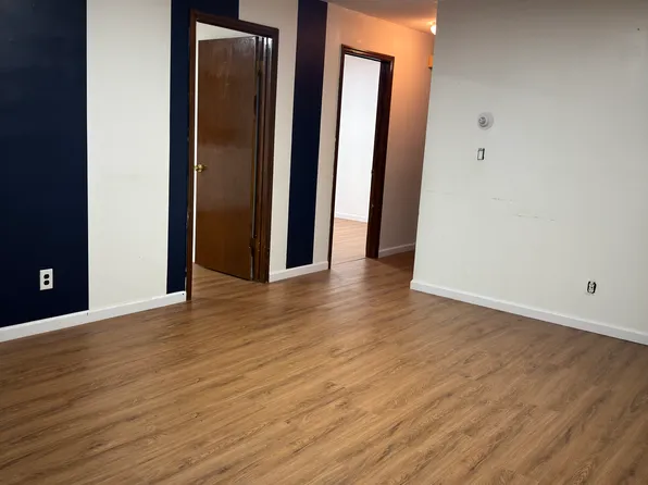 48 Remsen St Floor 1, Elmont, NY 11003
