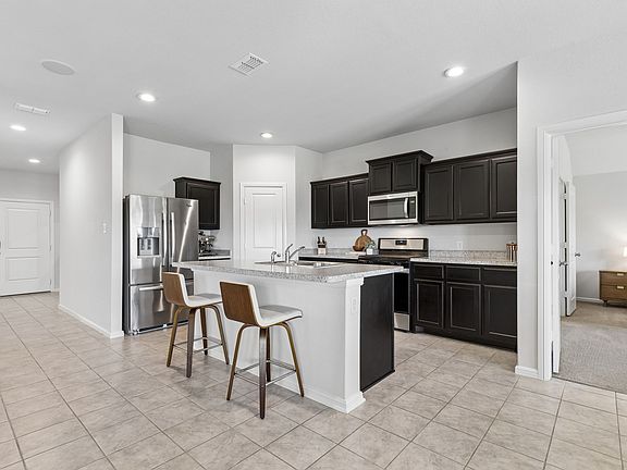 3rd image of 16616 Porterfield Ln