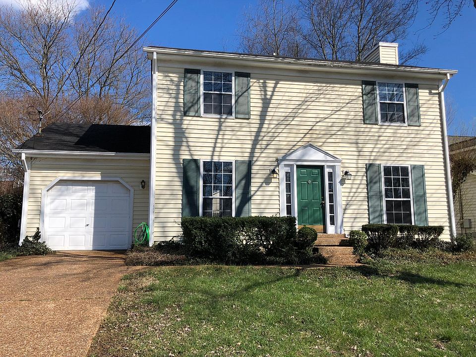 346 N Birchwood Dr Hendersonville TN 37075