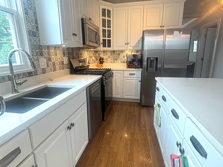 3615 N Marshfield Ave #3 — Photo 5