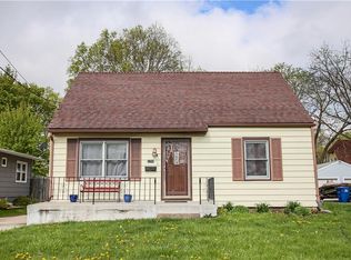 3700 52nd St, Des Moines, IA 50310