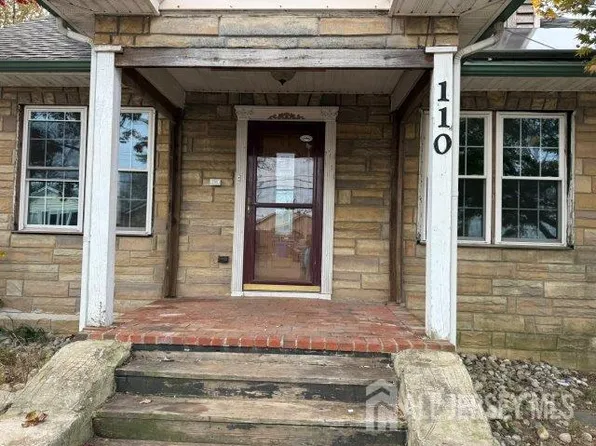 110 Summerfield Ave, Laurence Harbor, NJ 08879