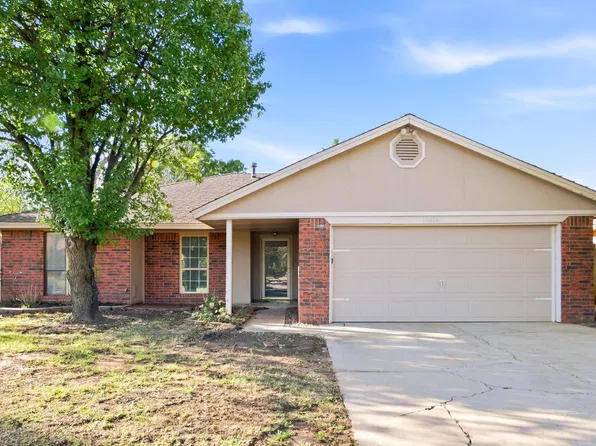10416 NW 40th St, Yukon, OK 73099
