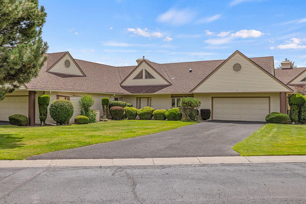 9330 Saint Andrews Cir