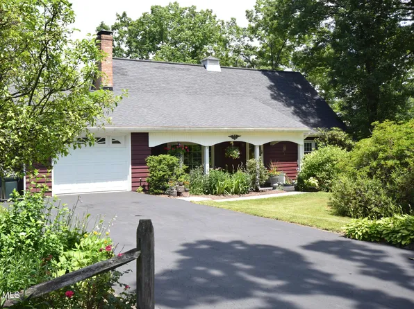 3104 Granada Way, Altoona, PA 16601
