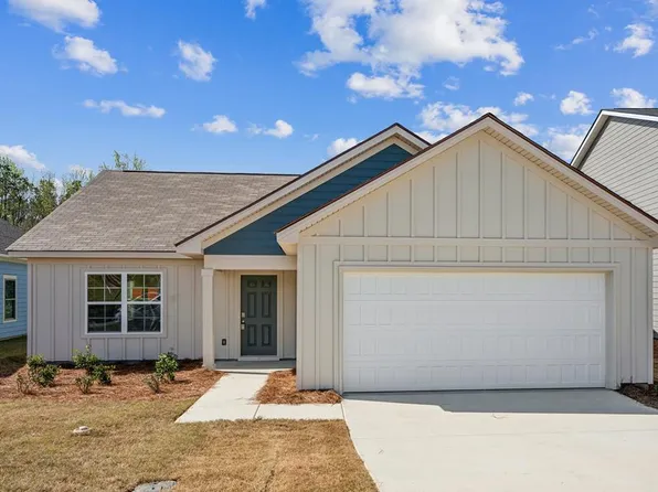 12 Summertide Dr, Phenix City, AL 36869