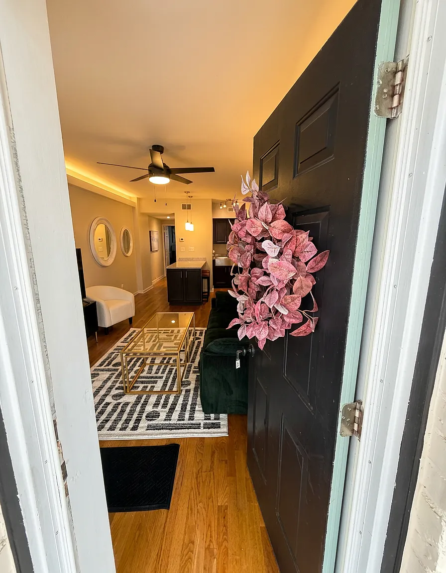 103 S Rowland St — Photo 3