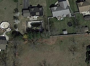 Chew Rd, Hammonton, NJ 08037