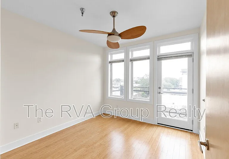 110 W Marshall St #27 — Photo 32