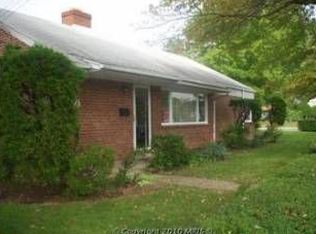 520 S Carlin Springs Rd, Arlington, VA 22204