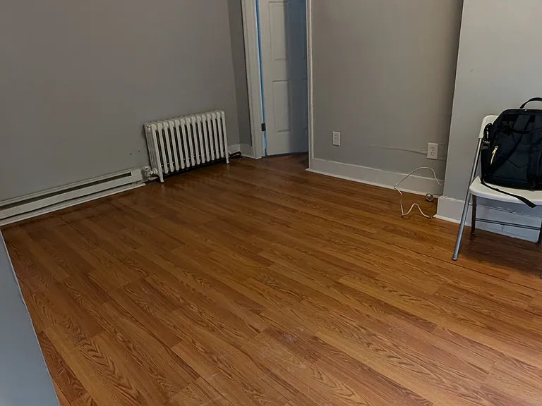 15 N Lake Ave — Photo 7