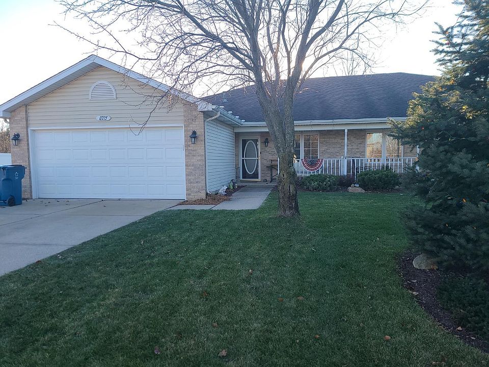 1st image of 12219 W 83rd Pl