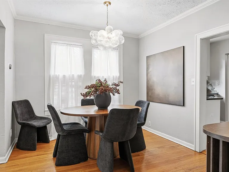 1507 Wethersfield Rd — Photo 13