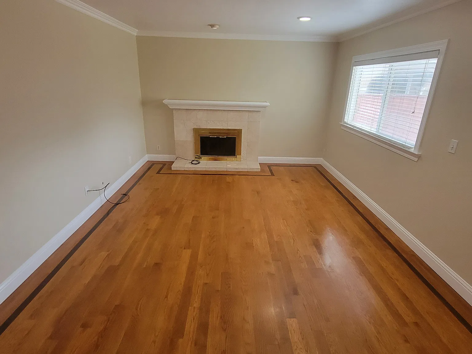 4 bed, 1321 sqft, $4,650 — Photo 4