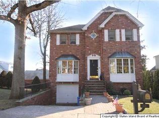 55 Dalemere Rd, Staten Island, NY 10304