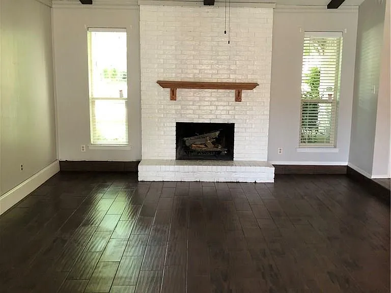 637 Red River Dr — Photo 3