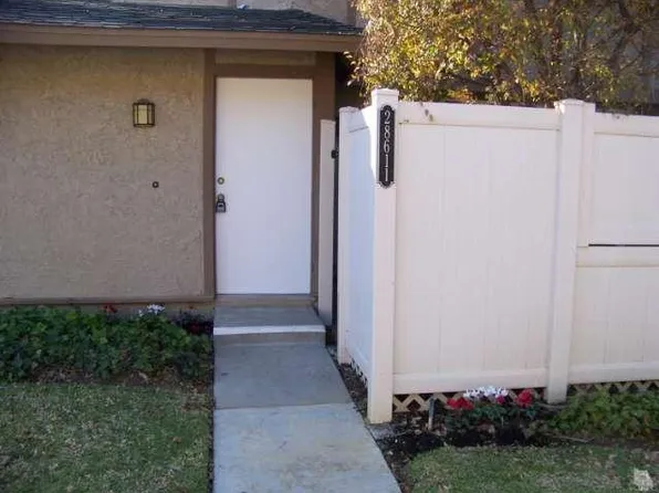 28611 Conejo View Dr, Agoura Hills, CA 91301