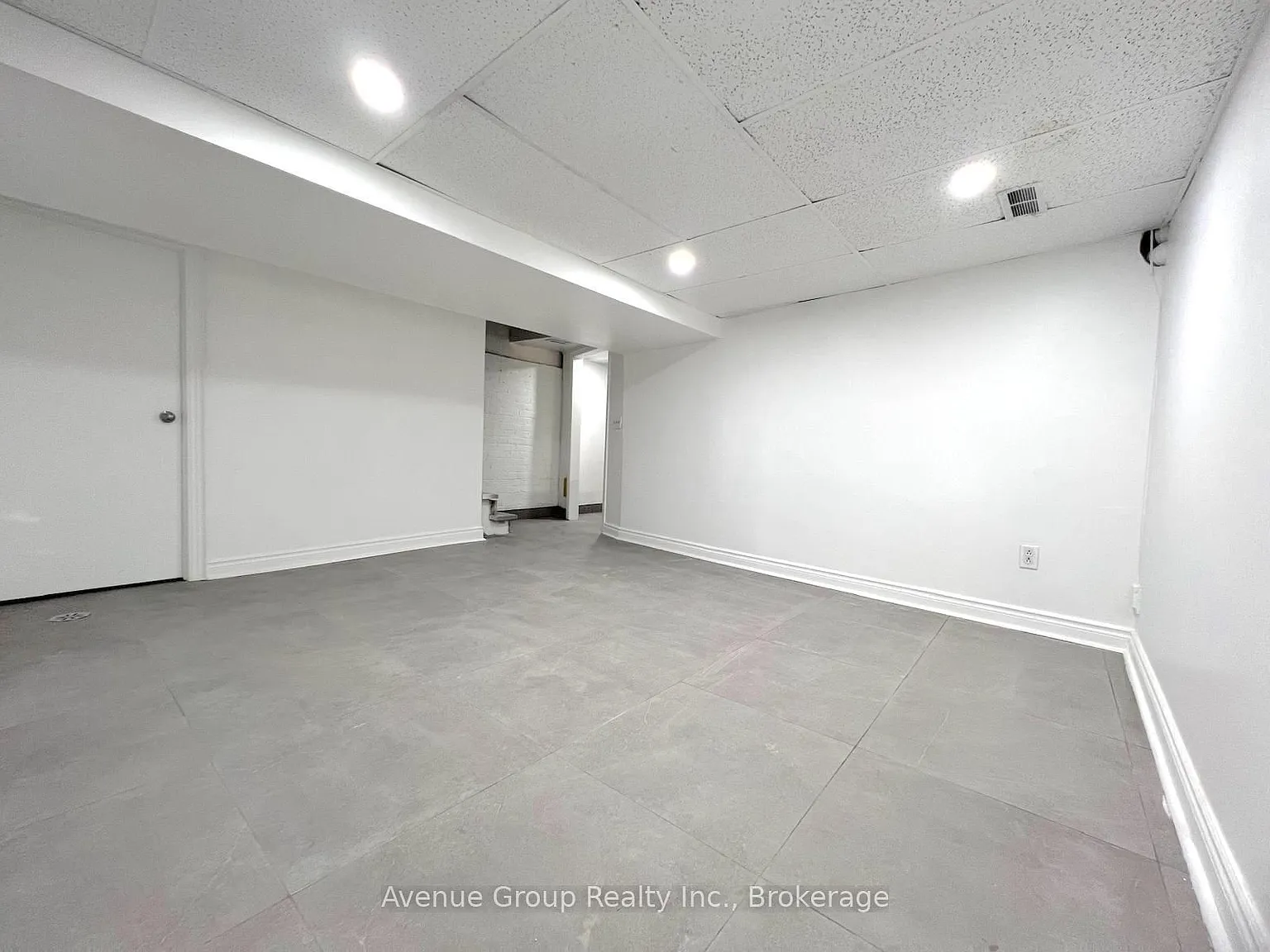 2 bed, $1,600 — Photo 4