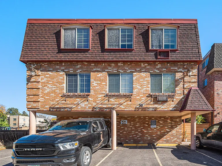 36 N Emerson St #205 — Photo 3