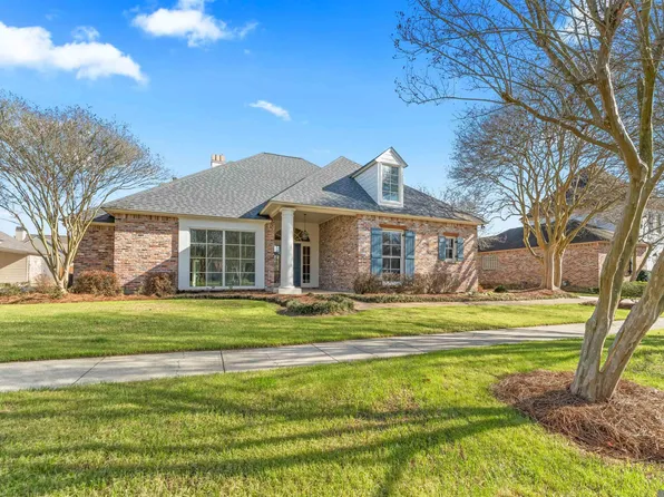 334 Plantation Crest Ct, Baton Rouge, LA 70810