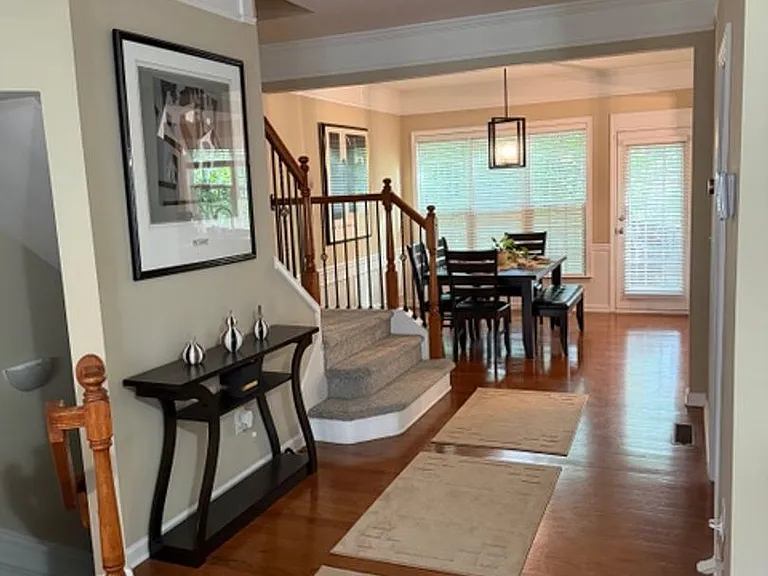 2842 Loftview Sq — Photo 5