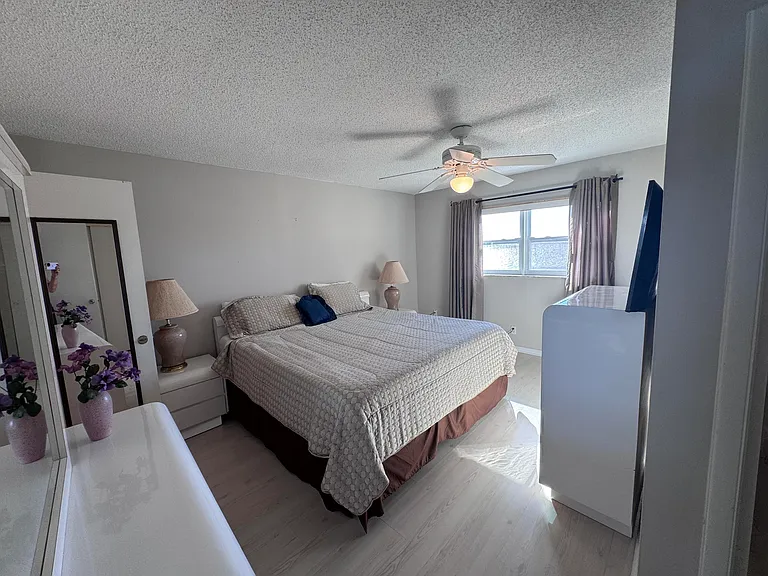 300 NE 26th Ave #4030 — Photo 14