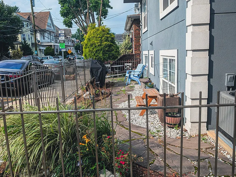Small building garden