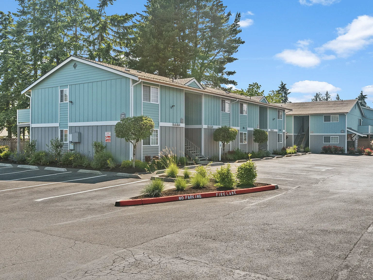 Garden Square Apartments — Photo 2