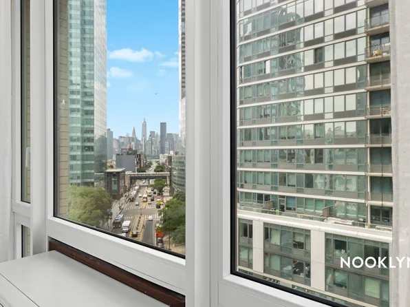 26-04 Jackson Avenue image 9 of 42