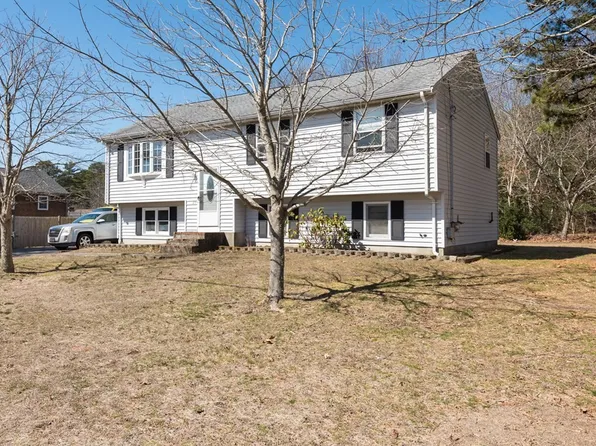 25 Pheasant Ave, Wareham, MA 02571