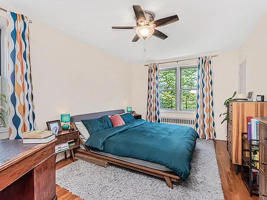 Sold by Re/Max In The City | media 9