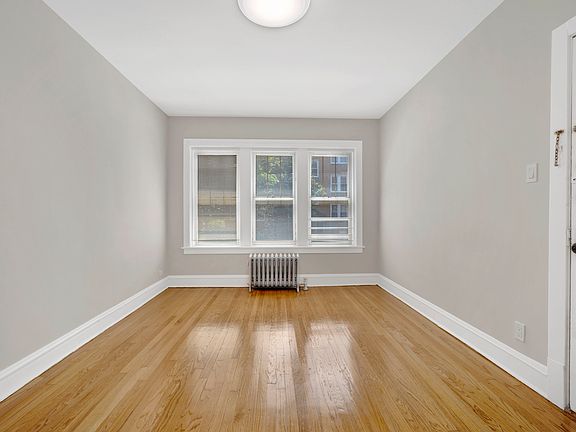 3rd image of 4742 W Roscoe St APT 2