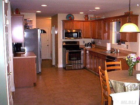 EIK -SS aps / Tile Fls