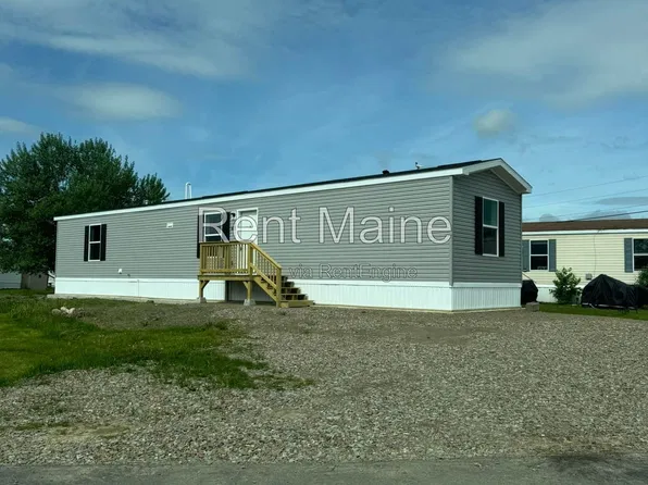 187 F St, Pittsfield, ME 04967