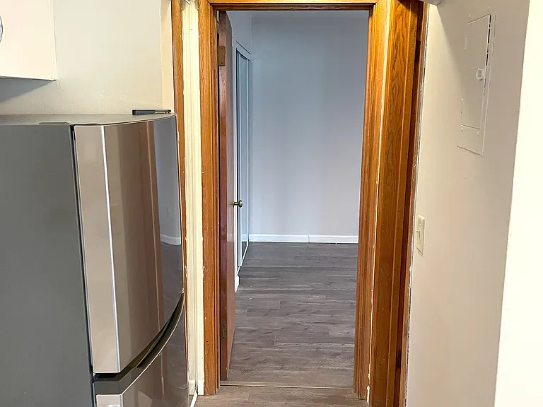 Randolph Apartments — Photo 18