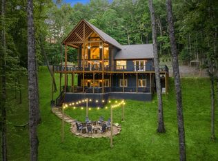 750 Laurel Cir, Blue Ridge, GA 30513