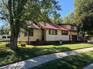 1109 Utah Ave SE, Huron, SD 57350