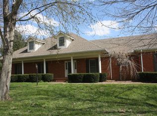 613 New Castle Rd, Clarksville, TN 37043