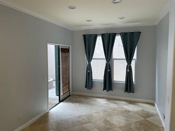 5th image of 4 Bluff Cove Dr