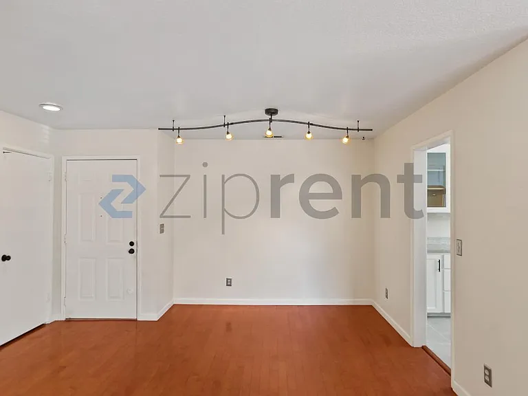 16931 Sorrel Way — Photo 10