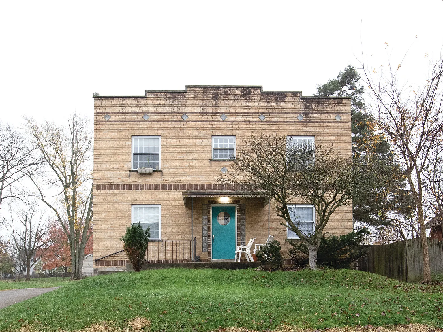 1 bed, 740 sqft, $890 — Photo 2