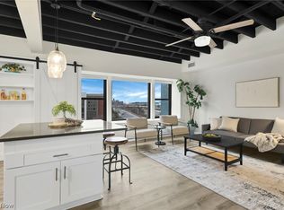 78 E Chestnut St #608, Columbus, OH 43215