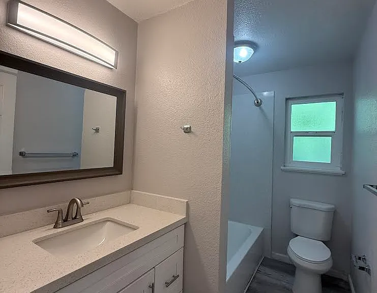 1818 P St #6 — Photo 8