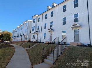 3228 Drift St, Charlotte, NC 28278