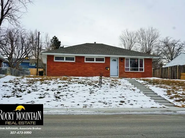1332 Country Club Rd, Casper, WY 82609
